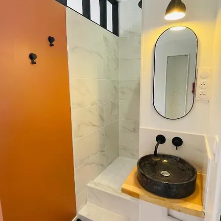 Paroga : Petit Coin De Paradis A 1oom De La *