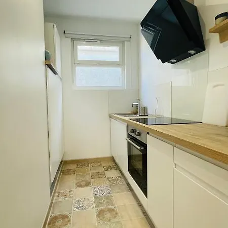 Paroga : Petit Coin De Paradis A 1oom De La Apartment *